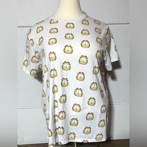 Nickelodeon women’s 2XL GARFIELD T-shirt.